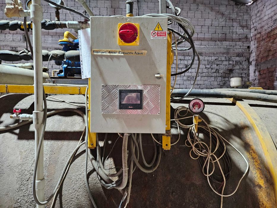 Вакуум сушилня за дървен материал.