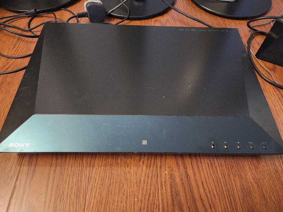 Домашний кинотеатр Blu-ray с поддержкой Bluetooth 
Sony SS-СTВ122