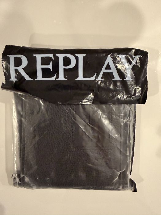 Чисто ново портмоне Replay