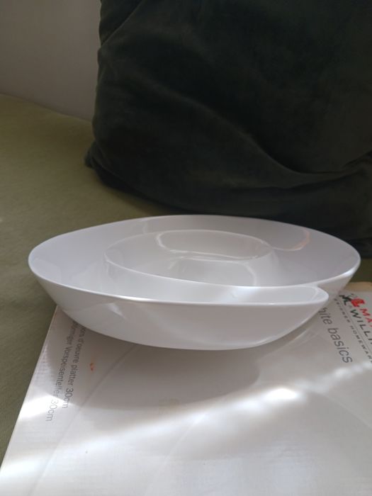 Поднос от първокласен порцелан - Maxwell & WILLIAMS,  30/30 см