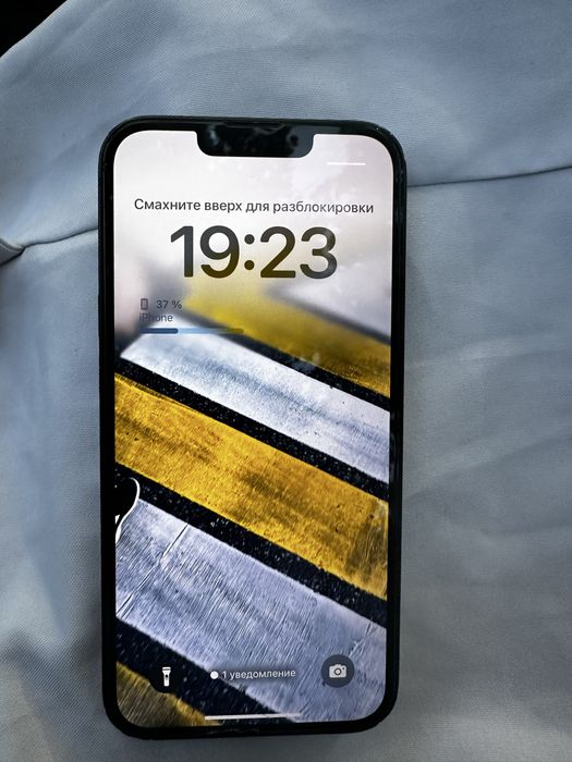 в продаже Айфон 13