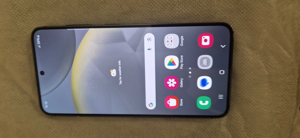Samsung S24 128GB / 8GB