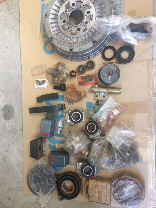 ляв фар за Пежо и авточасти за жигули и Лада