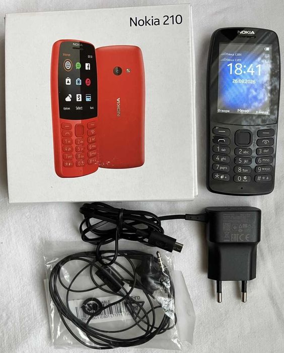 Nokia 210 Dual SIM (Черна) - пълен комплект с кутия