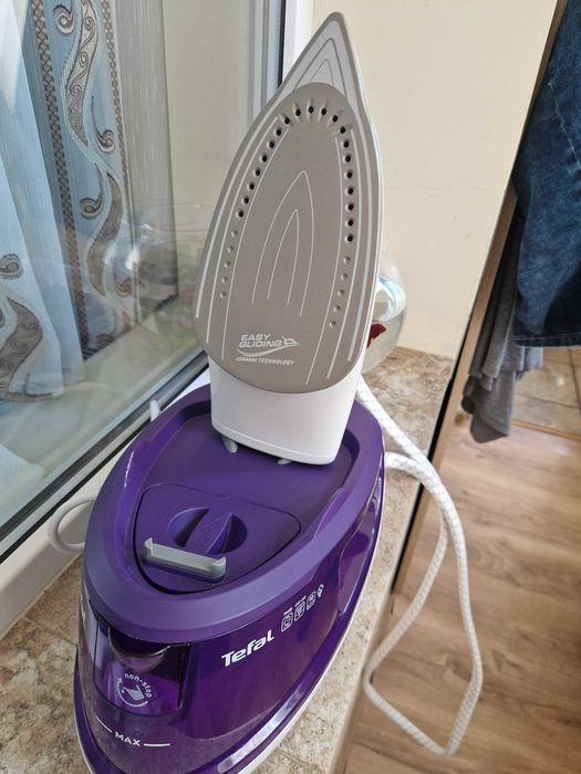 Statie calcat Tefal