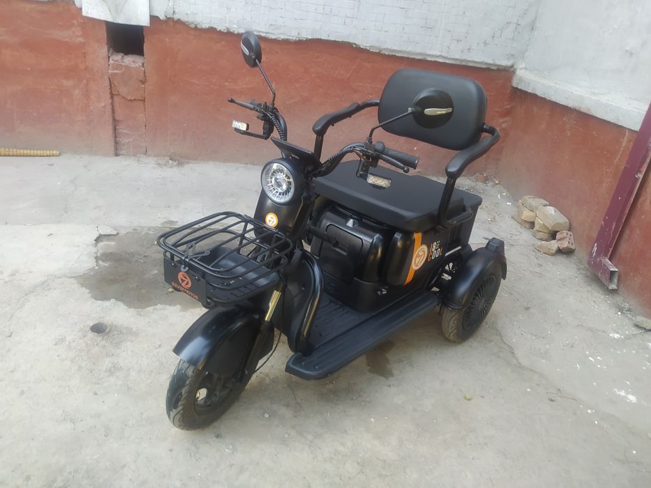 АНДИЖАН. Электро скутер Sevenmotors