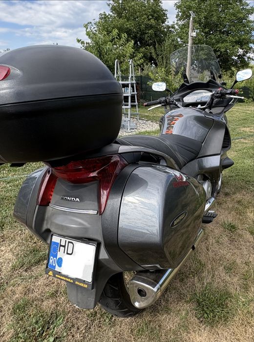 Se vinde Honda Deauville