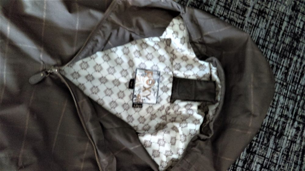 Яке Roxy-сноуборд-ски