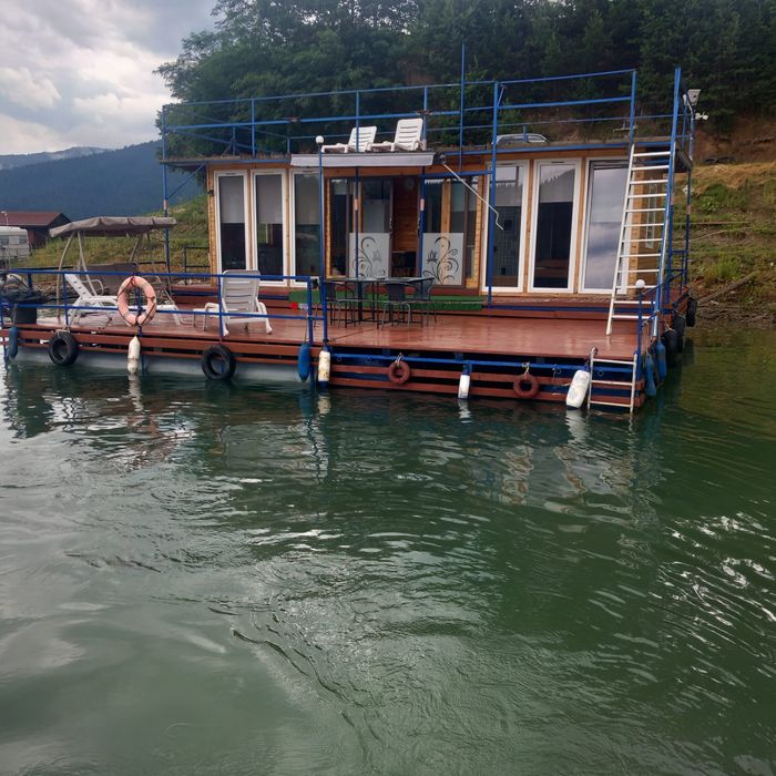 Cazare ponton Lacul Bicaz