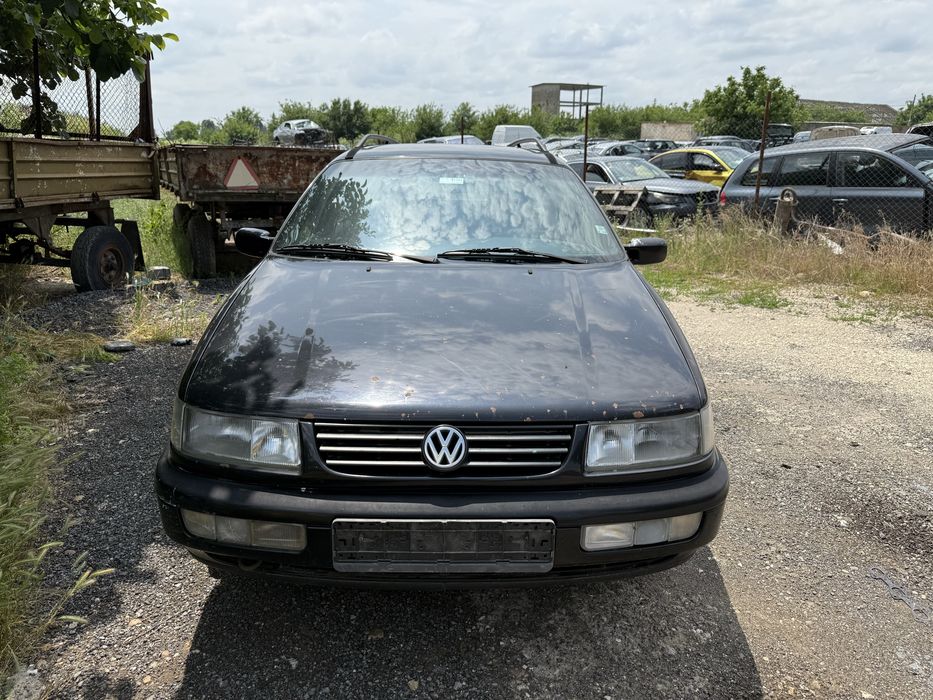 Volkswagen Passat B3 1.8 бензин на части