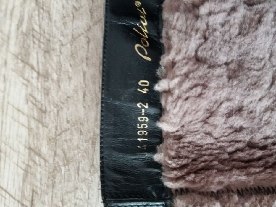 Продам сапоги женские.