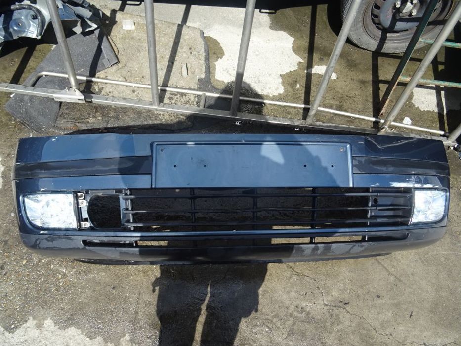 Vand Bara Fata cu Proiectoare Skoda Octavia 2 Sedan/Kombi din 2004-2008 volan pe stanga