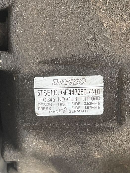 Compresor Ac Toyota Yaris _P13_ 2012 - > 1.3 Vvti 1Nr-Fe 447260-4201