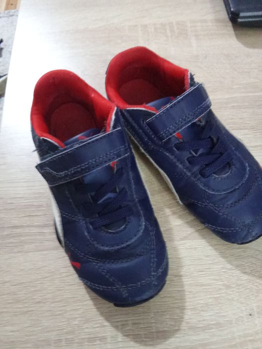 Оригинални децки обувки 27 номер Puma