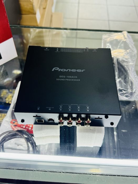 DEQ-100ACH sound processor