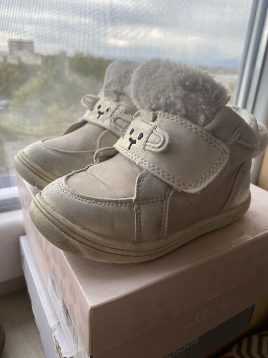 Два чифта зимни боти 24 номер