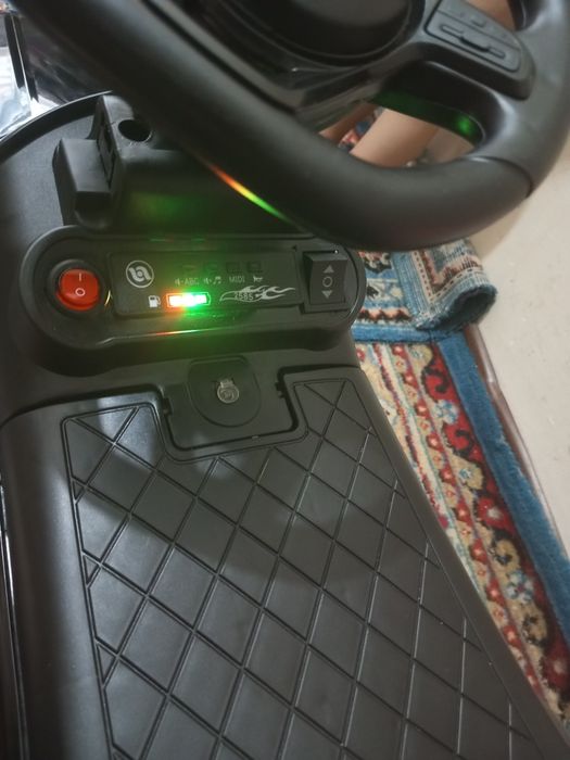 Elektronik moshina bolalar uchun