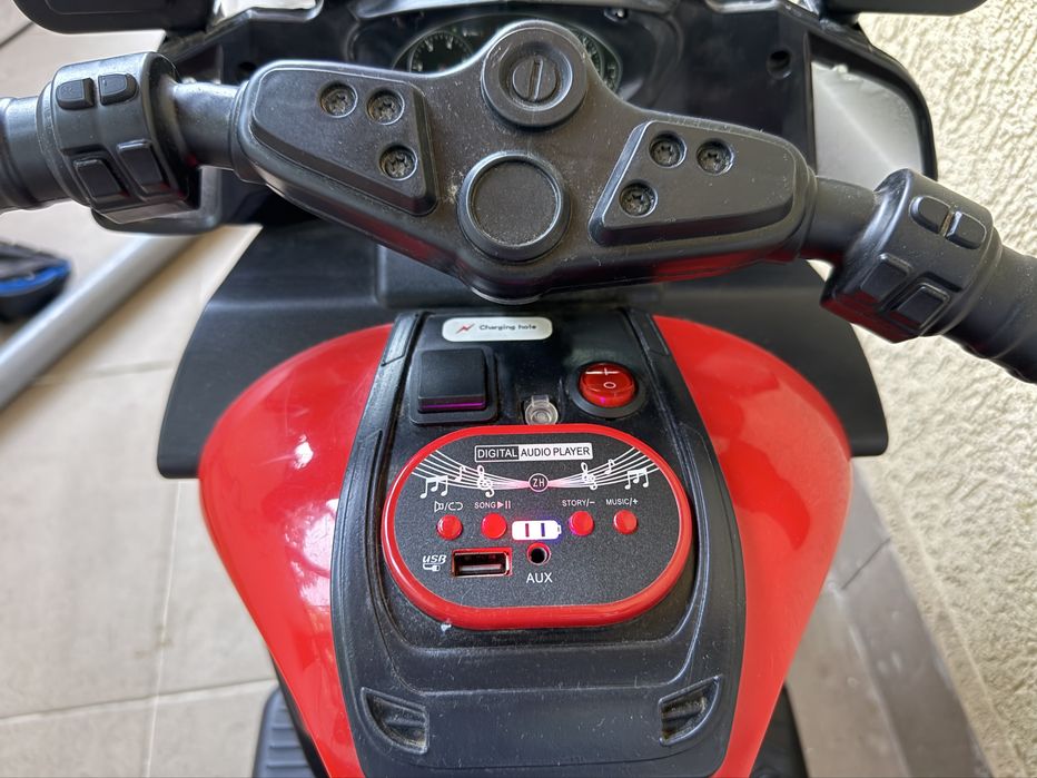 Motocicleta cu 3 roti, POLICE, 6V pentru 2-5 ani