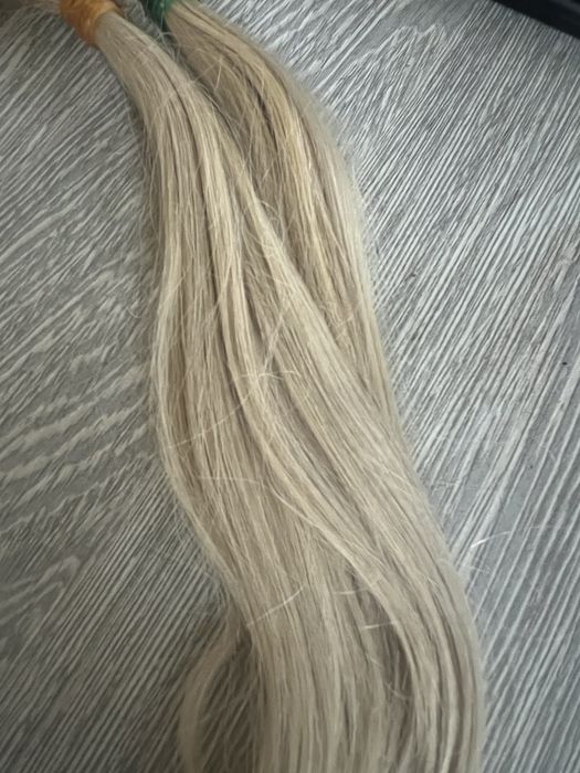 Продаю натуральные волосы  45 см