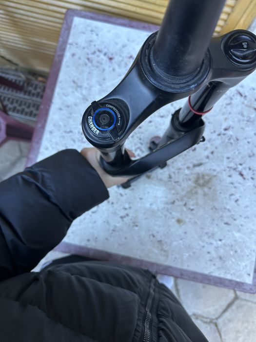 Вилка Rockshock lyrik 170мм 29цола 2022