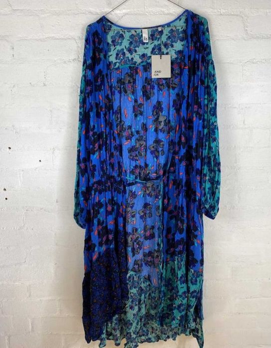 Рокля AND/OR тип „прегърни ме“ – L/XL