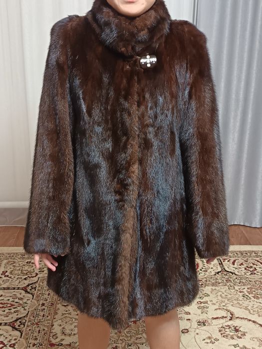 Продам норковую шубу