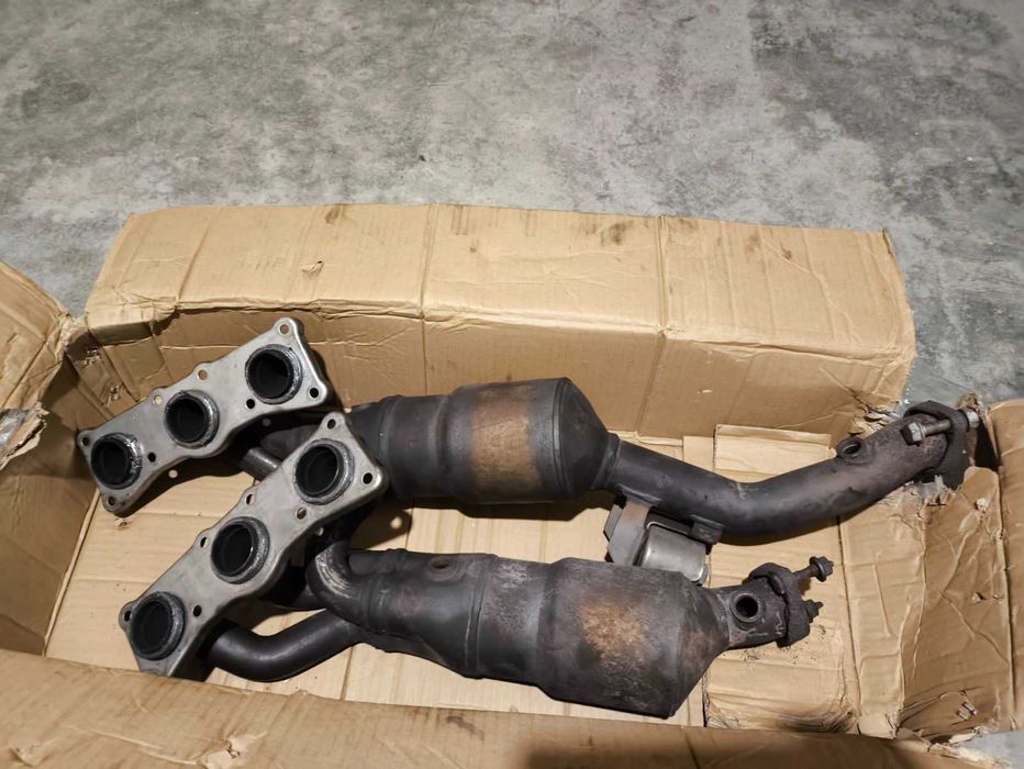 Продавам катализатори от bmw e90 330i бензин (колектори)