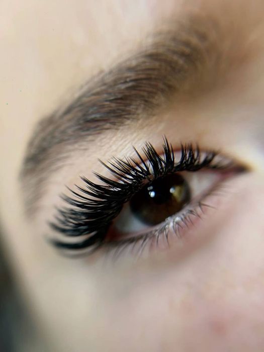 Наращивание ресниц