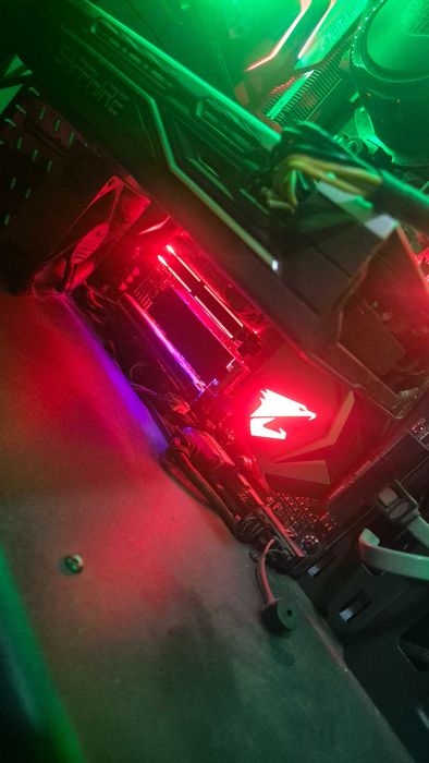 PC Gaming Ryzen 7 + RX 580 + Monitor 240Hz – Funcțional + Periferice