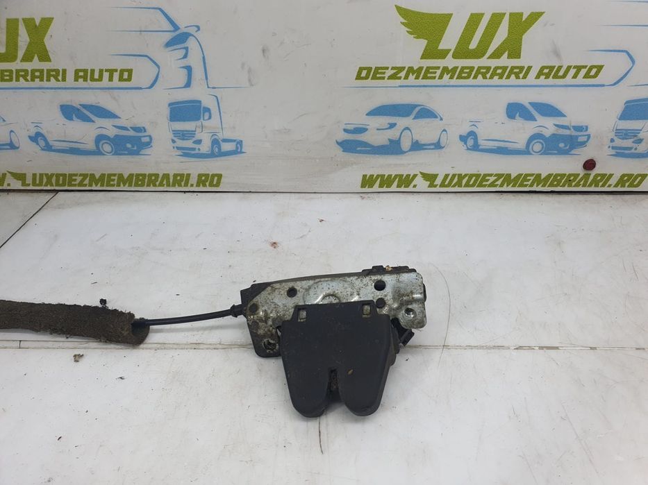 Broasca incuietoare portbagaj a2047500185 Mercedes-Benz E-Class W212