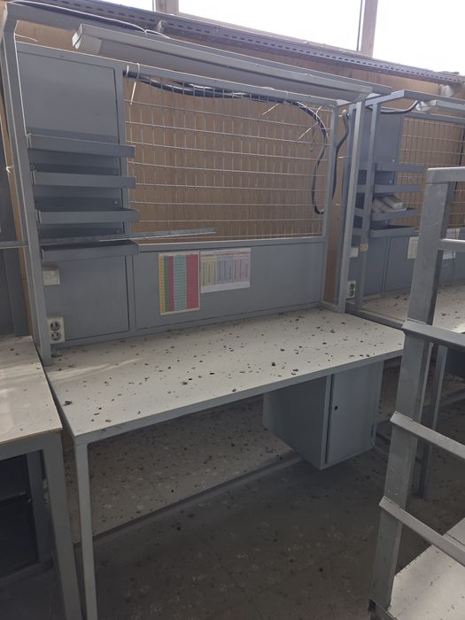 Стол верстак металлический