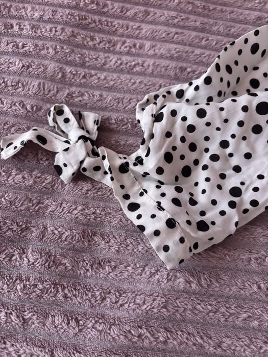 Продаю платье в горошек