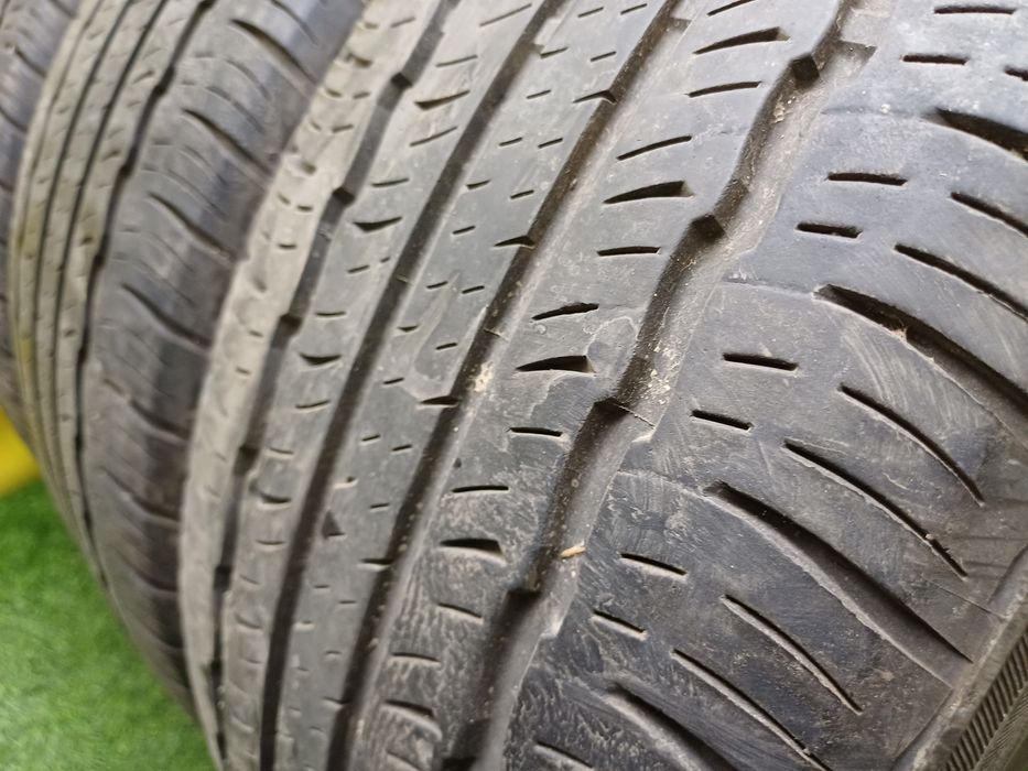 Шины 235/50 R18 Triangle комплект.