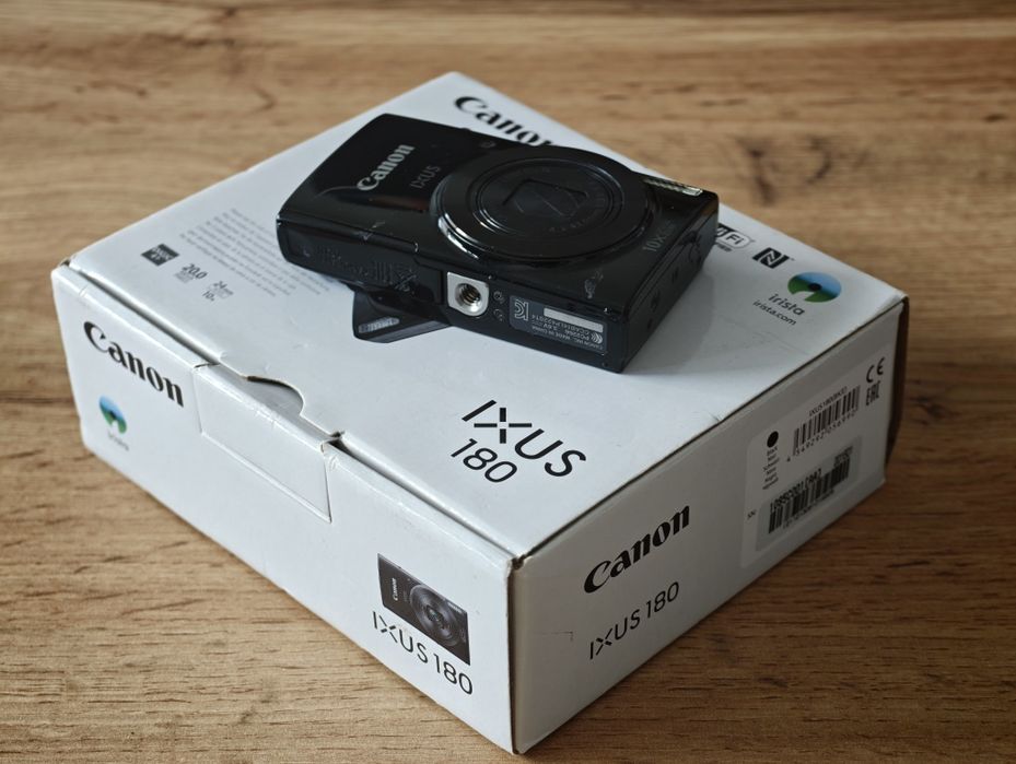 Canon Ixus 180 (Комплект)