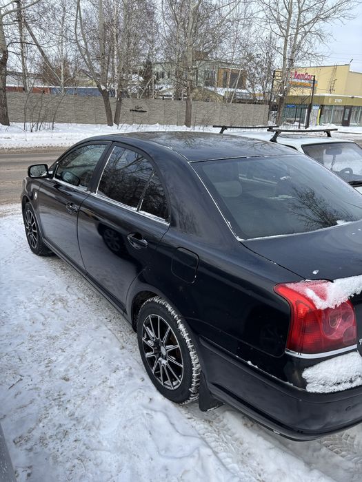 Продам тойоту авенсис