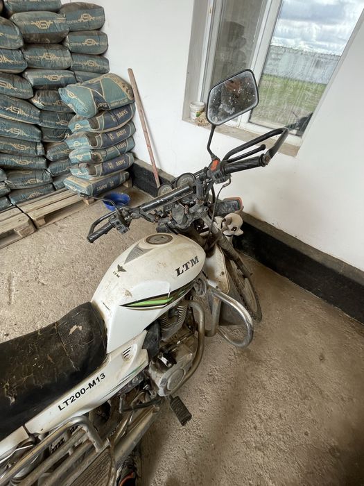 Продам мотоцикл лтм 200куб