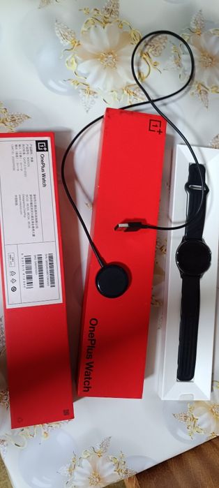 Смарт часы onePlus