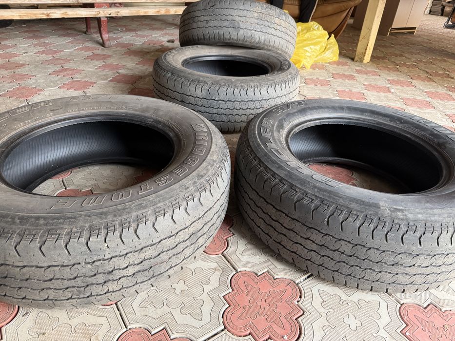 Продам резину R17