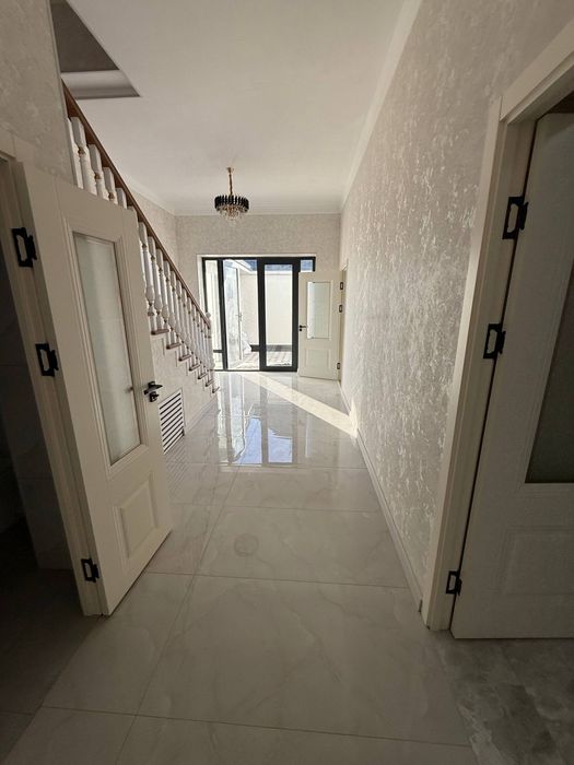 Продаеться новый дом 6 комнатный  кумарык