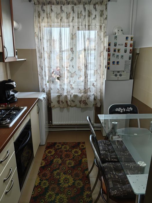 Vând apartament cu 2camere