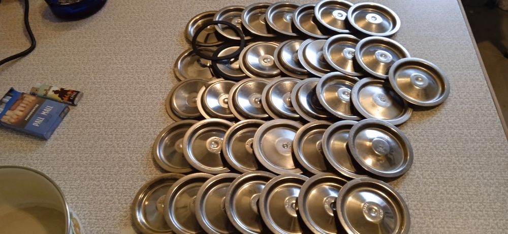 Крышки нержавейка СССР 36шт