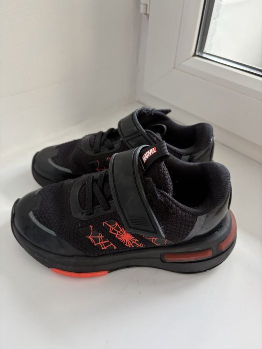 Кроссовки для мальчика Adidas