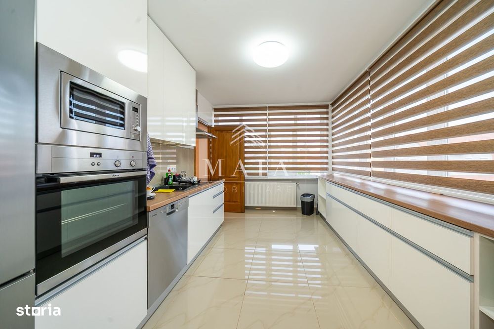 Casa 4 camere, curte, garaj, renovata, Calea Dumbravii-Sub Arini
