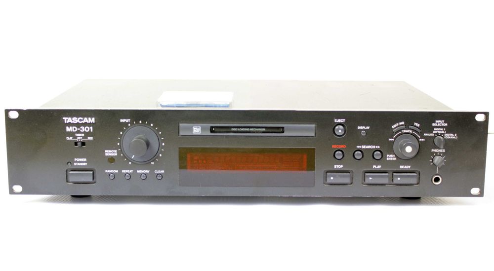 Tascam MD-301 минидисковый рекордер