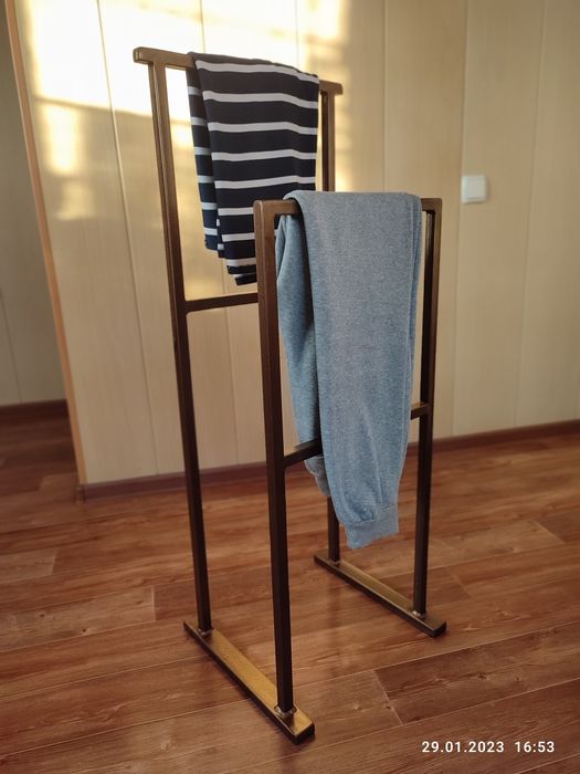 Вешалка немой слуга