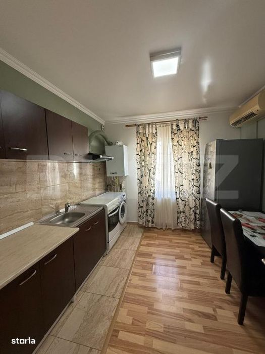 Apartament 2 camere, decomandat, 65 mp, zona - Piata Mare