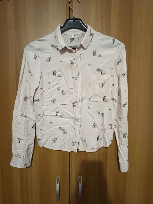 Camasi roz pudra model pisici Bershka, roz cu carouri negre HM XS