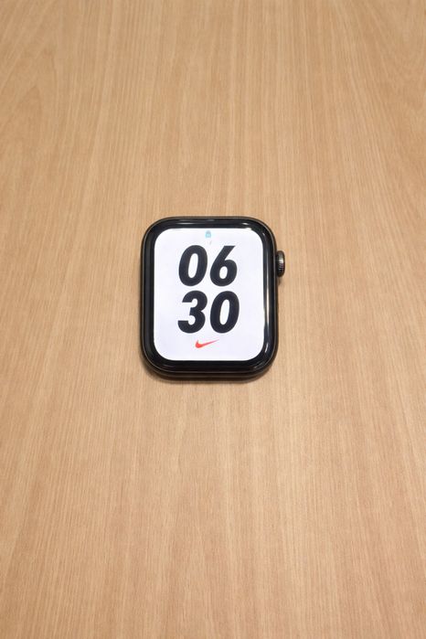 Apple watch SE Nike 44mm