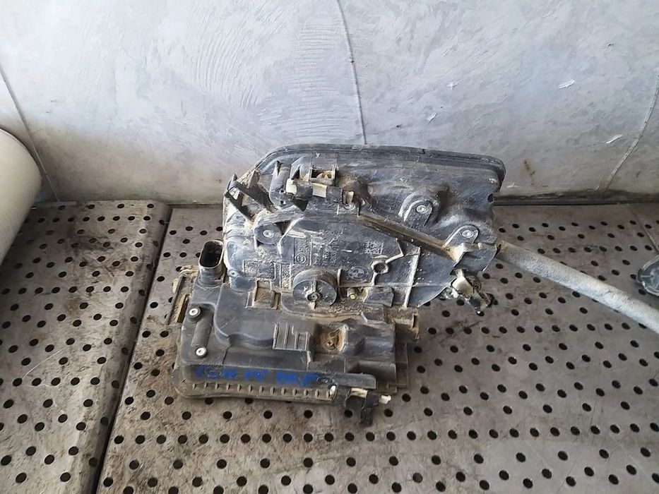 Broasca usa dreapta fata bmw seria 7 g11 747768802