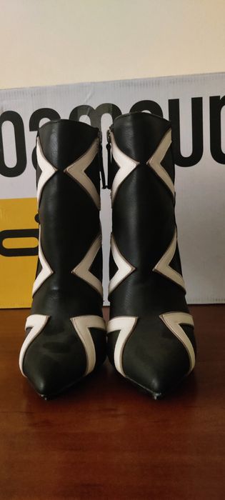 Botine model animal print zebra